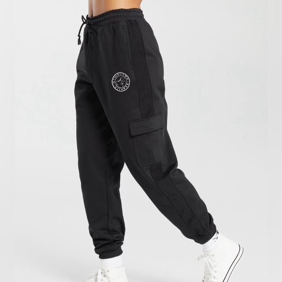 Womens Gymshark Legacy Joggers - Picture 3 of 6